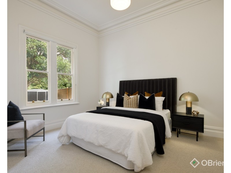 1 Charlwood Court, Drouin VIC 3818