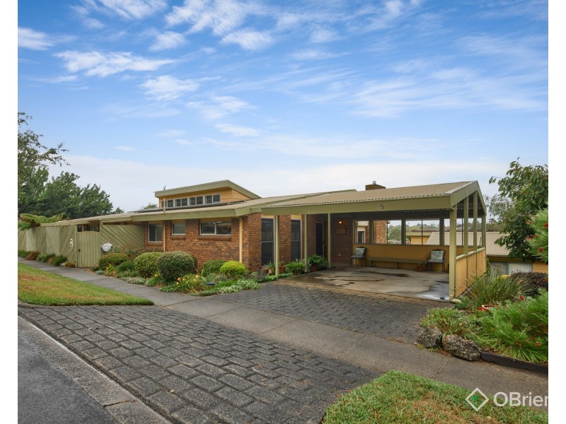 5 Hillandale Road, Warragul VIC 3820