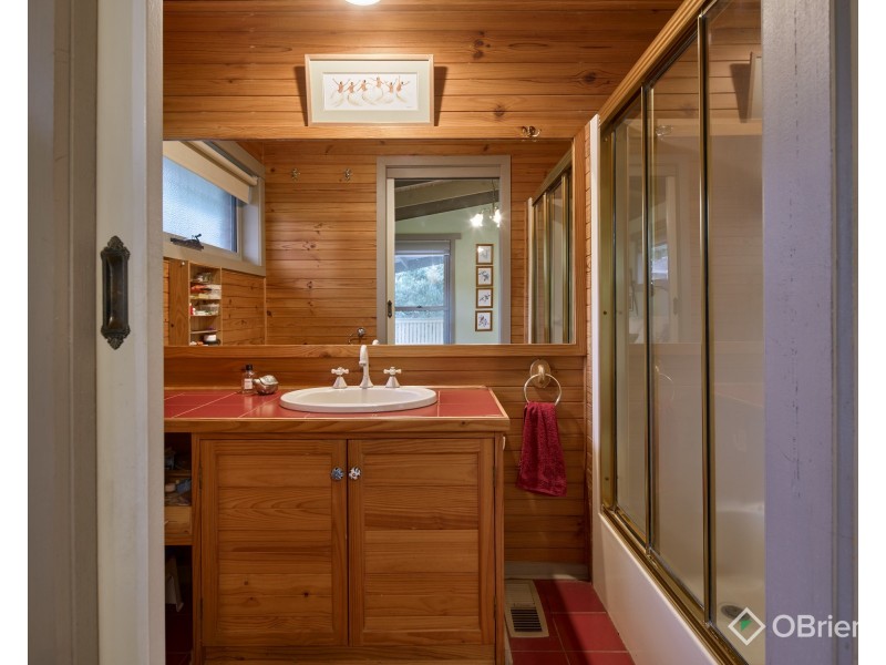 5 Hillandale Road, Warragul VIC 3820