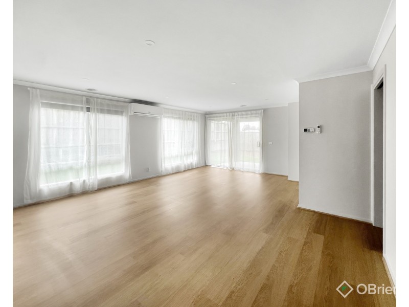 11 Newton Avenue, Warragul VIC 3820