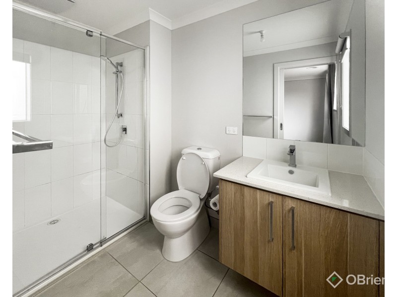 11 Newton Avenue, Warragul VIC 3820