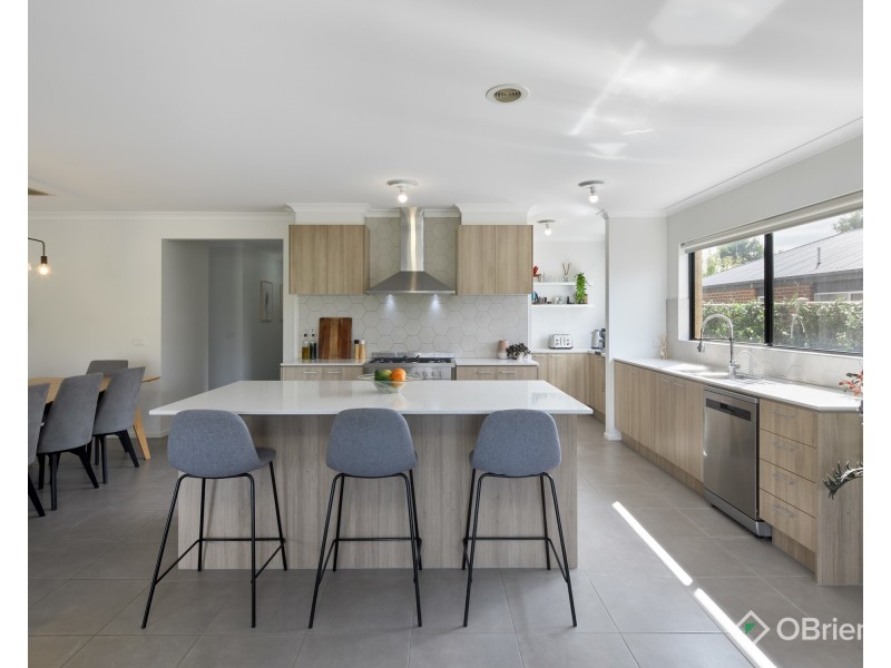 21 Bailey Road, Warragul VIC 3820