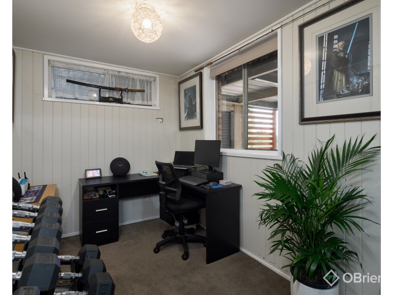 35 Smallburn Avenue, Newborough VIC 3825