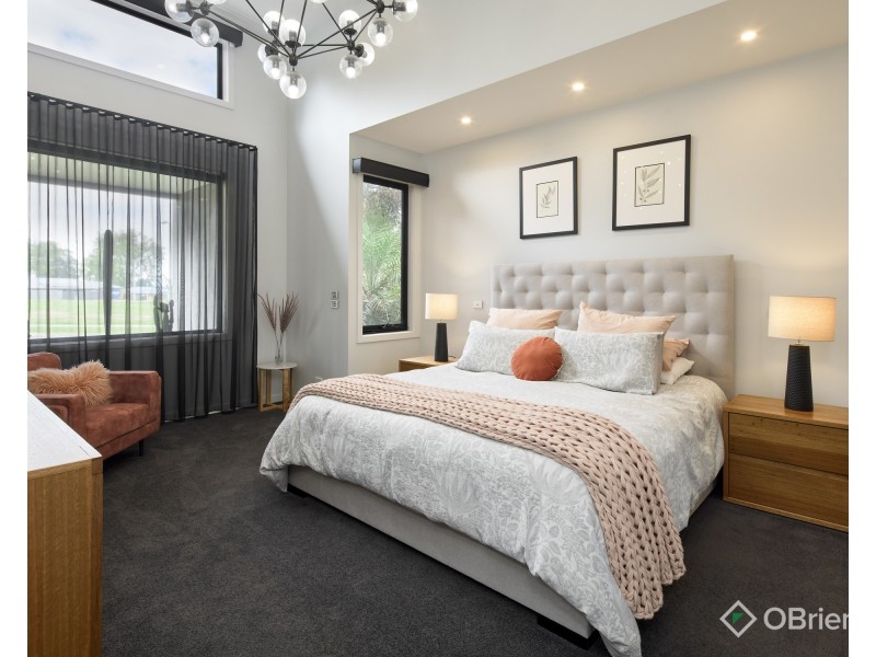 39 Blackman Drive, Warragul VIC 3820