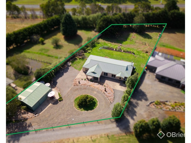 2/4 Larkones Court, Warragul VIC 3820