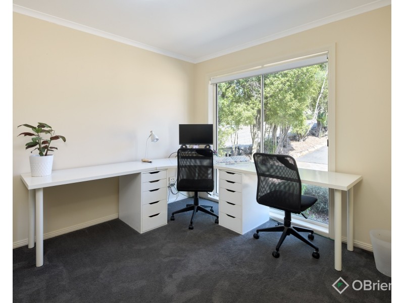 2/4 Larkones Court, Warragul VIC 3820