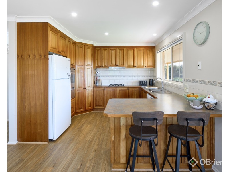 2/4 Larkones Court, Warragul VIC 3820