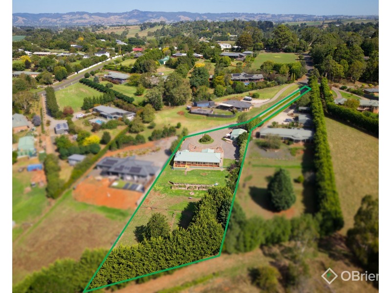 2/4 Larkones Court, Warragul VIC 3820