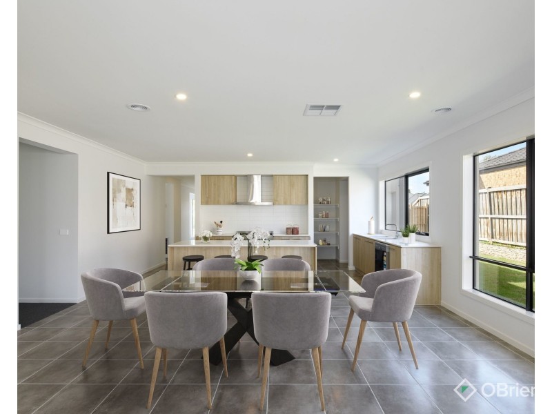 43 Kurrajong Road, Warragul VIC 3820