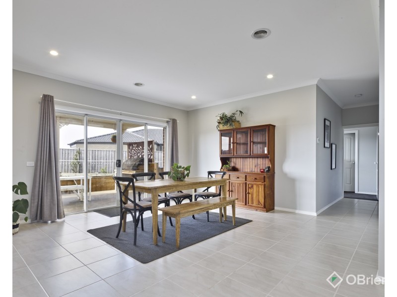 9 Highvale Rise, Warragul VIC 3820