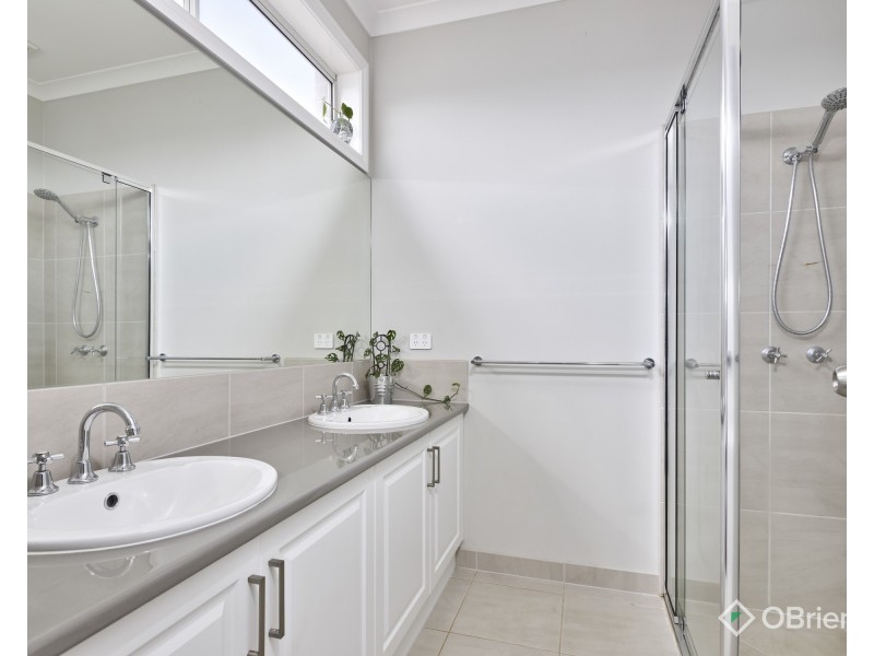 9 Highvale Rise, Warragul VIC 3820