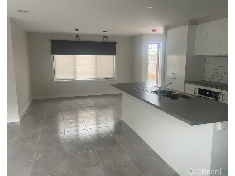 1/71 Bowen Street, Warragul VIC 3820