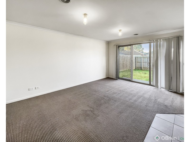 17 Shakespeare Court, Drouin VIC 3818