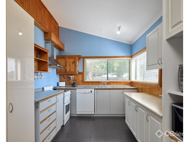 496 Main South Road, Drouin South VIC 3818