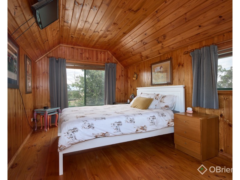 496 Main South Road, Drouin South VIC 3818