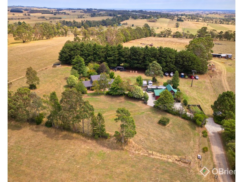 496 Main South Road, Drouin South VIC 3818