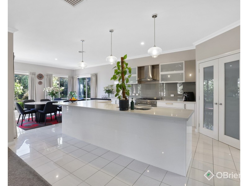 19 Sandstock Drive, Warragul VIC 3820