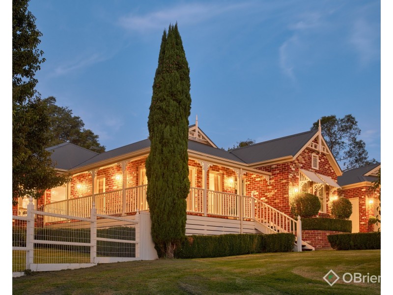 16 Patison Court, Drouin VIC 3818