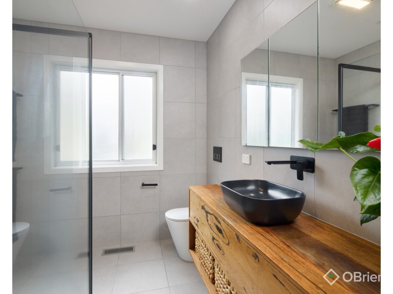 53 Charles Street, Warragul VIC 3820