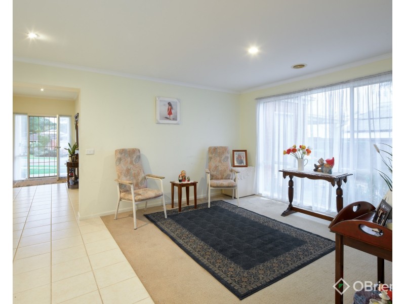 2 Toorongo Street, Drouin VIC 3818