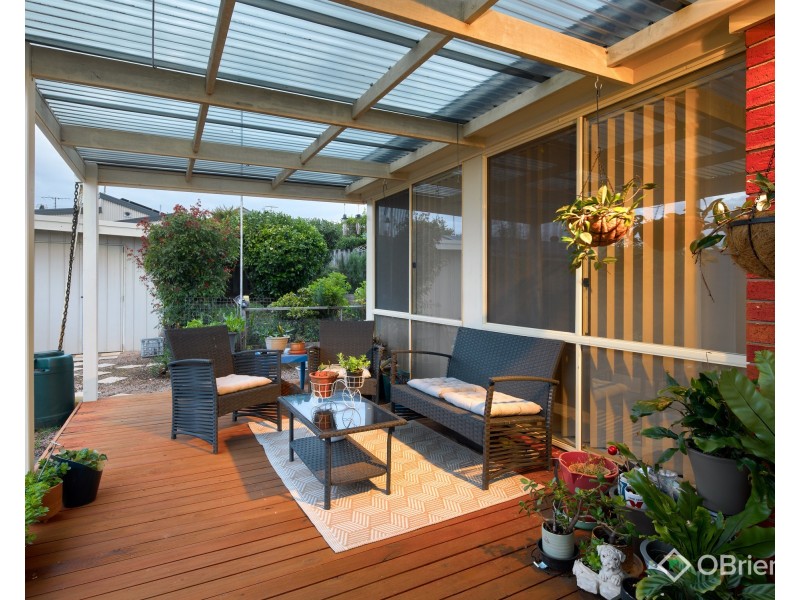 2 Toorongo Street, Drouin VIC 3818