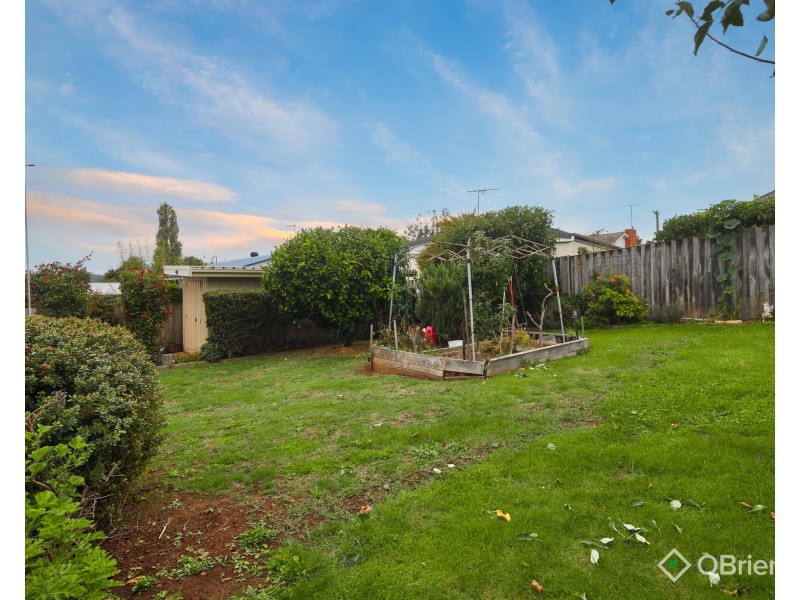 2 Toorongo Street, Drouin VIC 3818