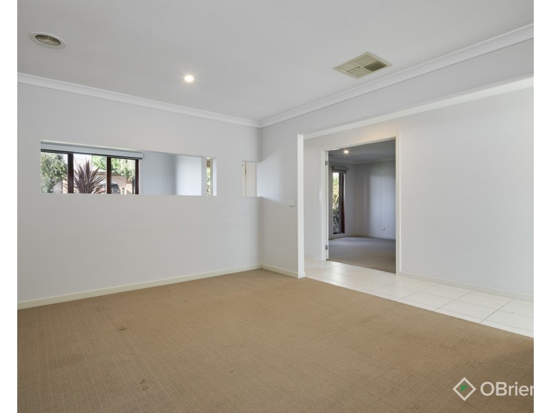 12 Paulan Court, Warragul VIC 3820