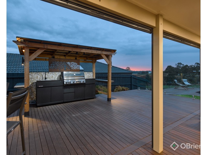 34 Kensington Square, Drouin VIC 3818