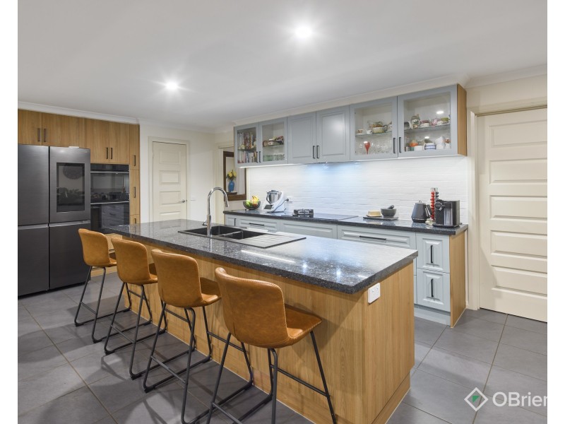 34 Kensington Square, Drouin VIC 3818