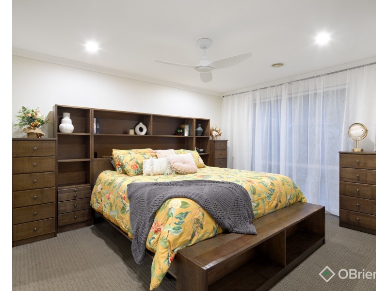 34 Kensington Square, Drouin VIC 3818