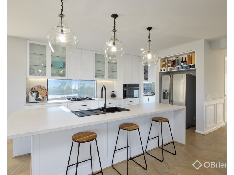 30 Kingston Heath Drive, Drouin VIC 3818