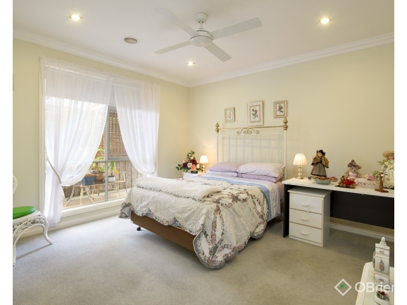 2/54 Clifford Street, Warragul VIC 3820