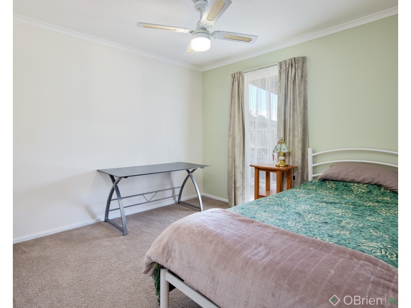 4 Fenton Street, Warragul VIC 3820