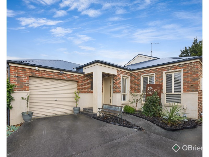 2/8 Stoll Street, Warragul VIC 3820