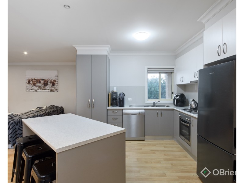 2/8 Stoll Street, Warragul VIC 3820