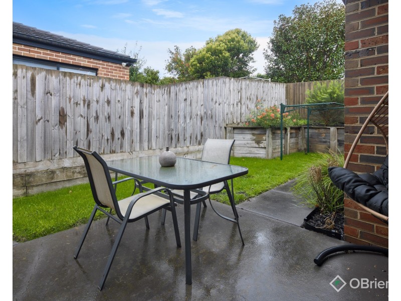2/8 Stoll Street, Warragul VIC 3820
