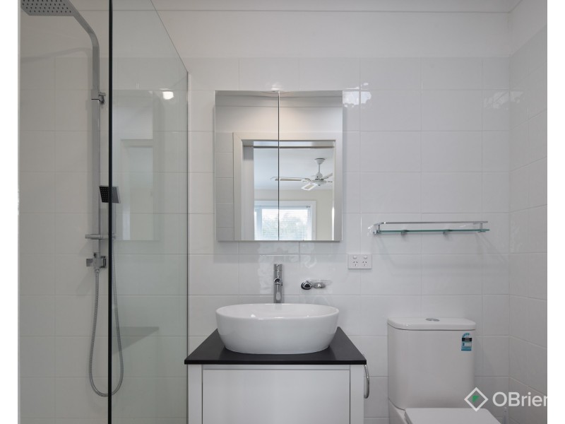 6 Russell Street, Drouin VIC 3818