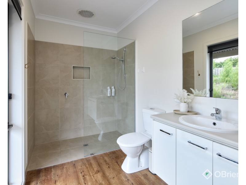 135 Mason Road, Jindivick VIC 3818