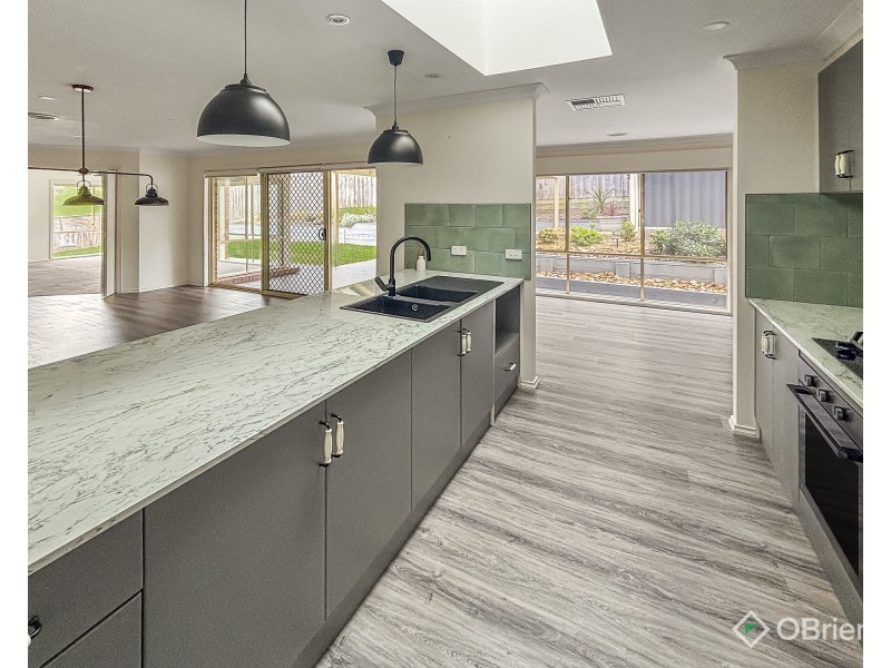 112 Stoddarts Road, Warragul VIC 3820