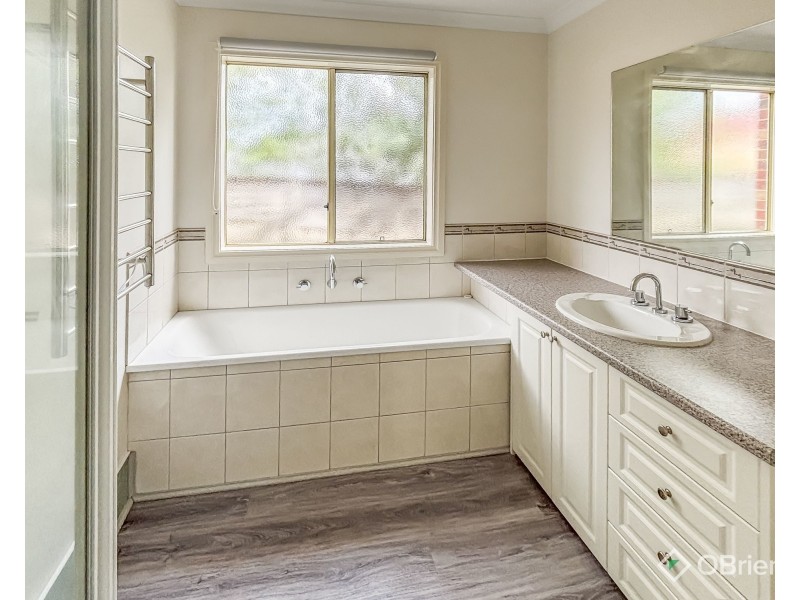 112 Stoddarts Road, Warragul VIC 3820