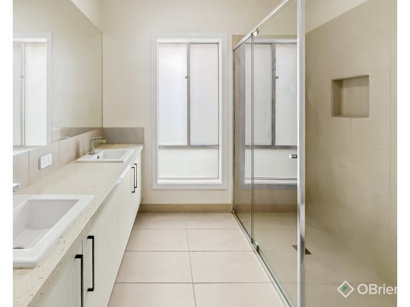 10 Ballast Drive, Warragul VIC 3820