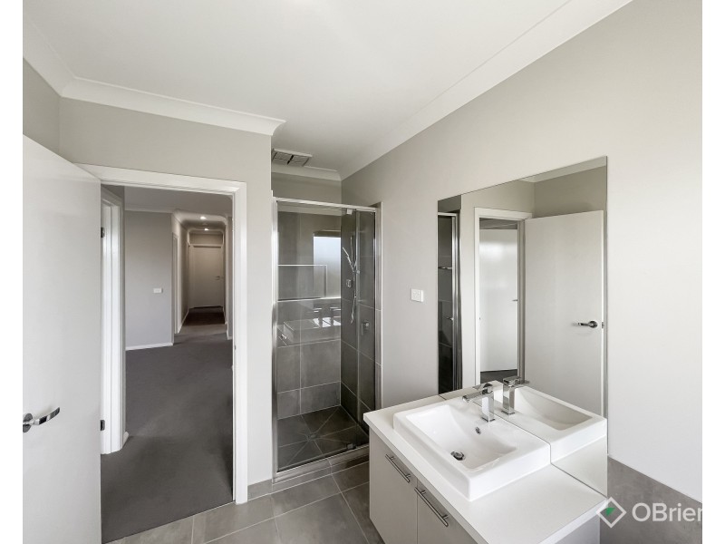 9 Applebox Crescent, Yarragon VIC 3823