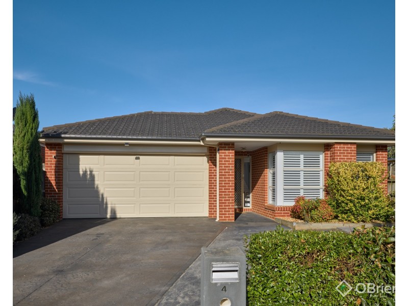 4 Rivendale Crescent, Drouin VIC 3818