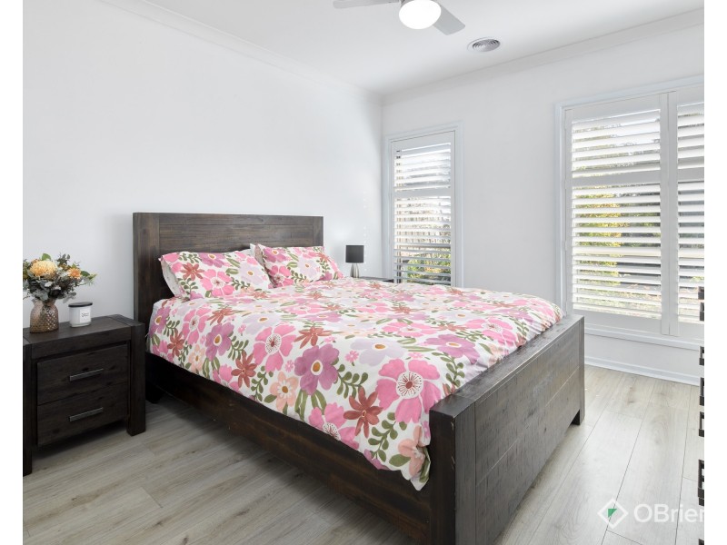 4 Rivendale Crescent, Drouin VIC 3818