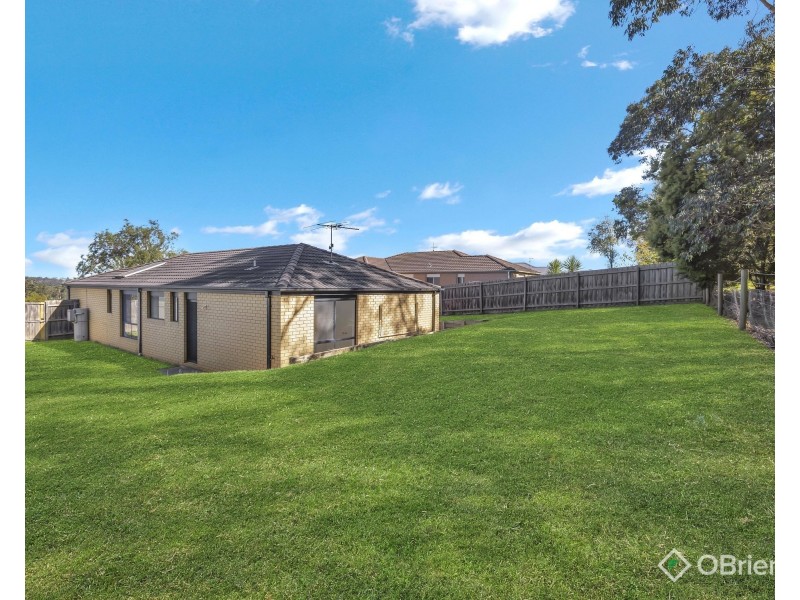 20 Sutherland Way, Drouin VIC 3818