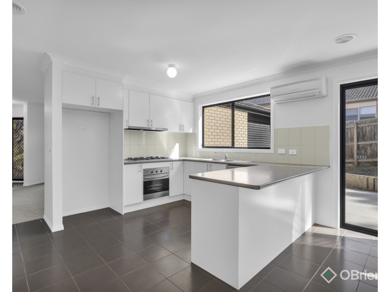 20 Sutherland Way, Drouin VIC 3818