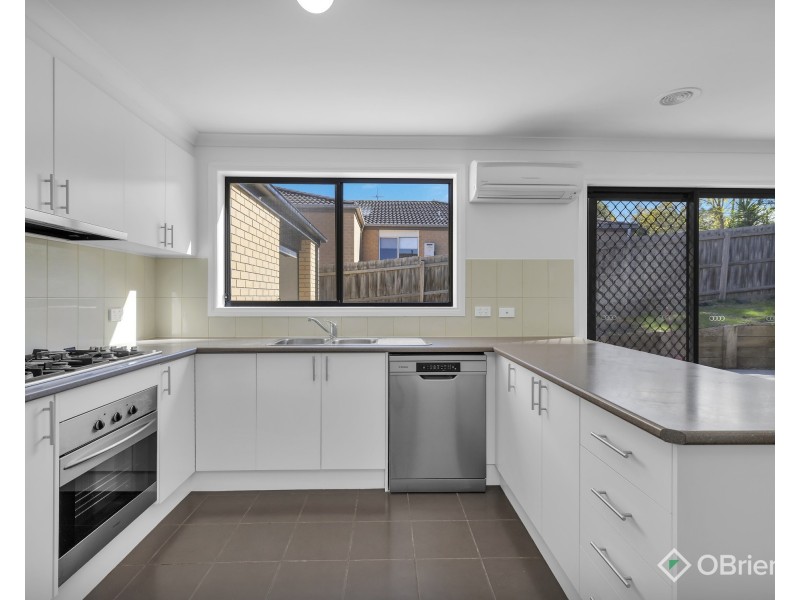 20 Sutherland Way, Drouin VIC 3818