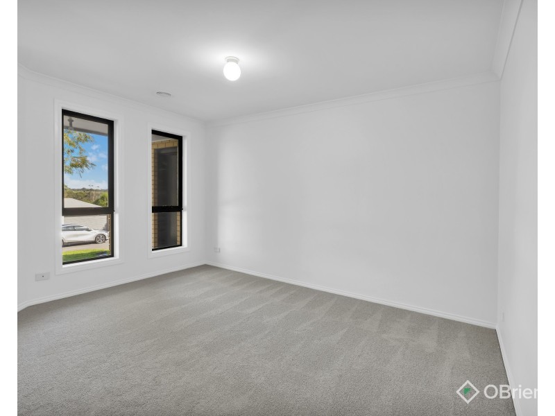 20 Sutherland Way, Drouin VIC 3818