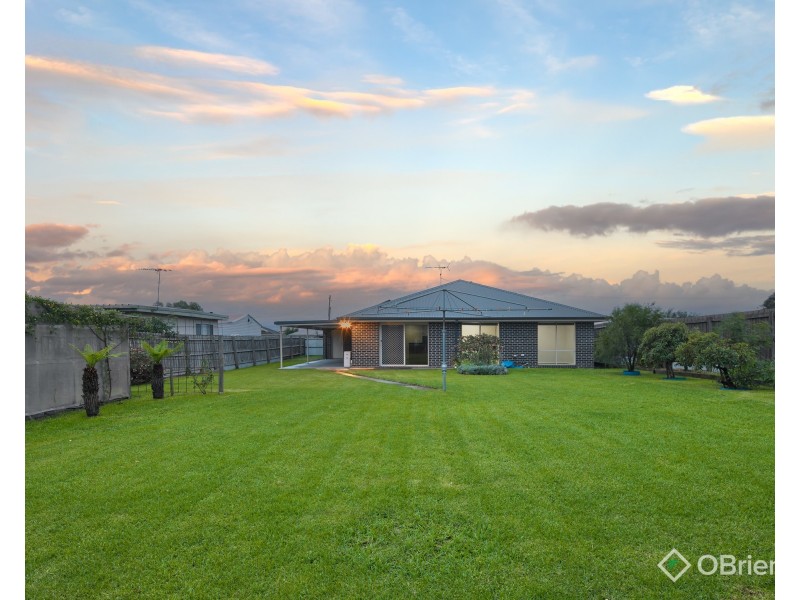 8 Church Street, Longwarry VIC 3816