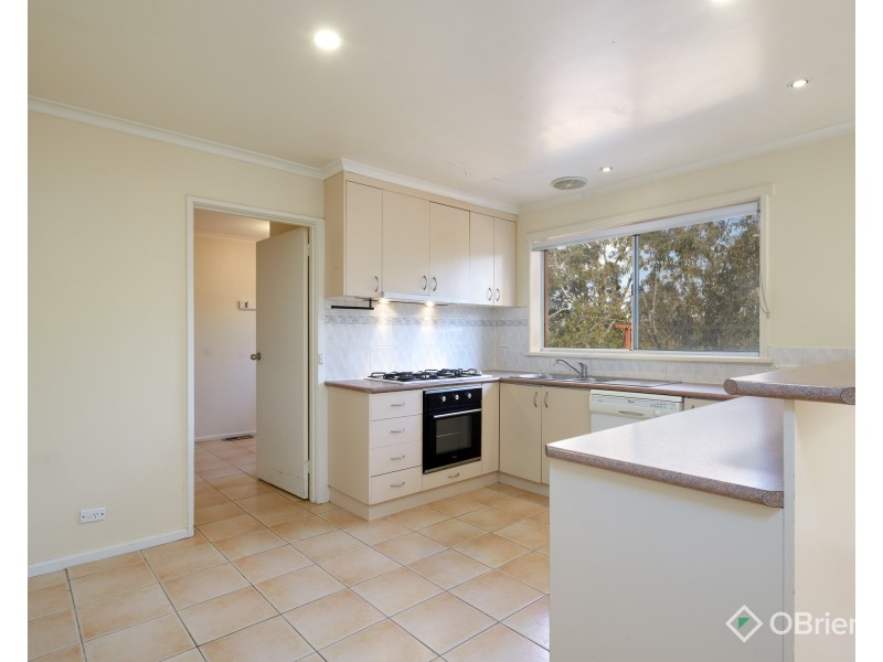 18 Rangeview Street, Warragul VIC 3820